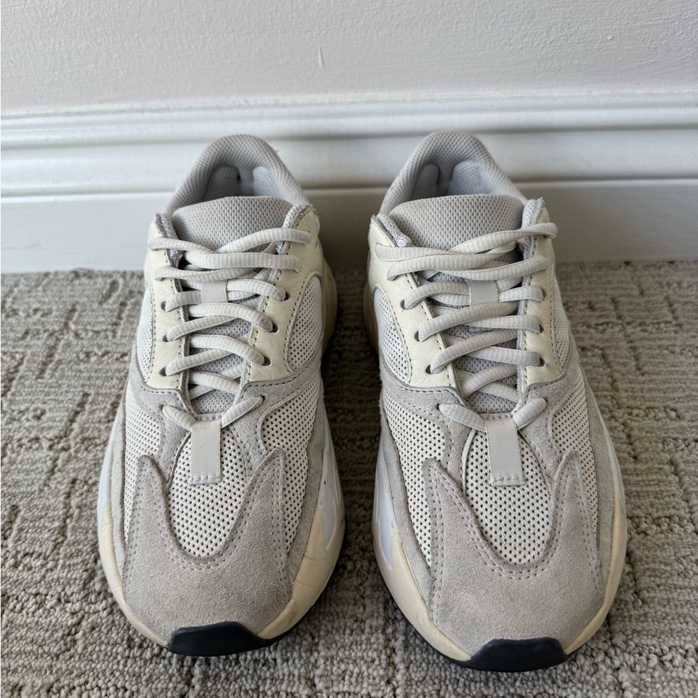 Adidas YEEZY BOOST 700 LOW WAVE RUNNER